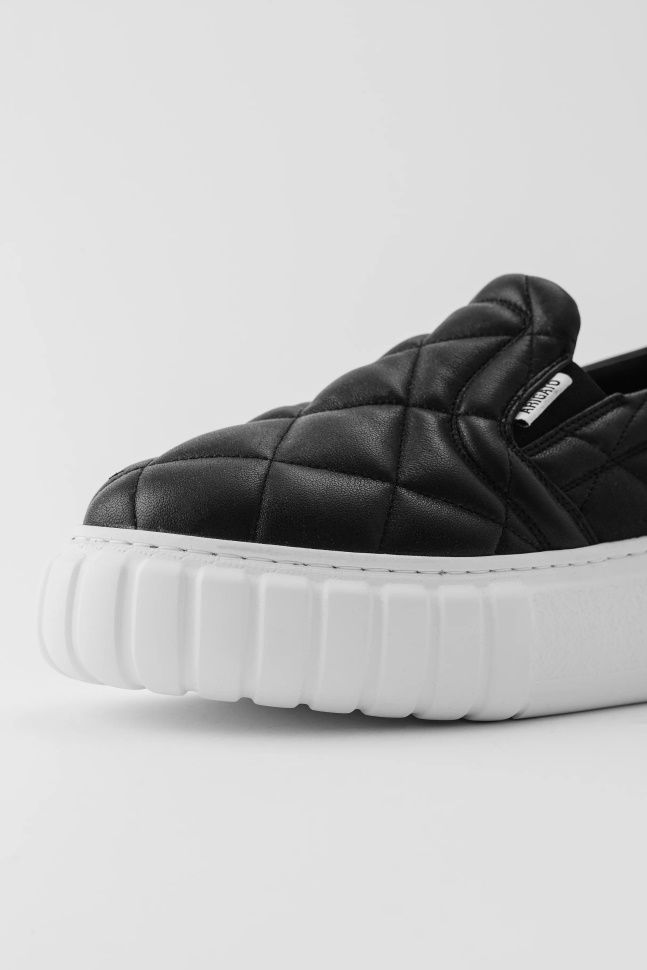 Axel Arigato Haze Slip På Sort