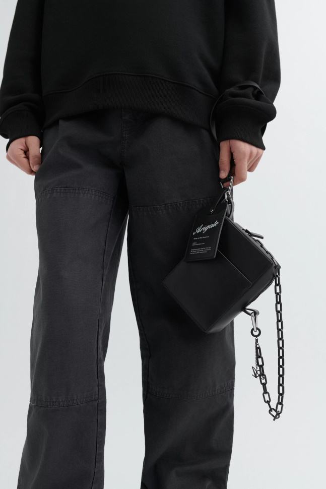 Kubisk Lædertaske Sort Axel Arigato