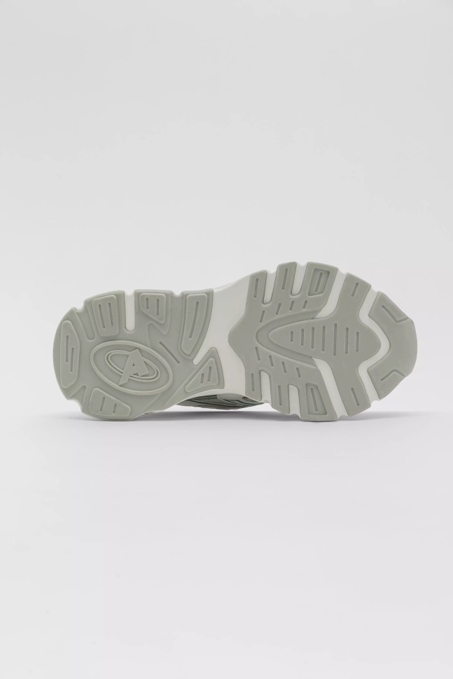 Marathon R-trail Støvet Salvie Axel Arigato