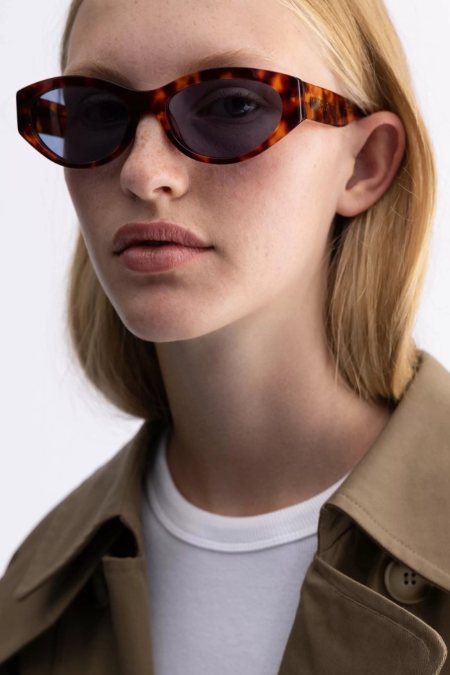 Axel Arigato Tortoise Lyseblå Tonia Cat-eye Solbriller