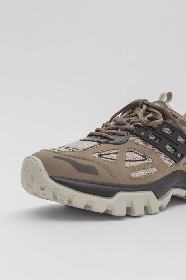 Marathon R-tic Sand Sort Axel Arigato