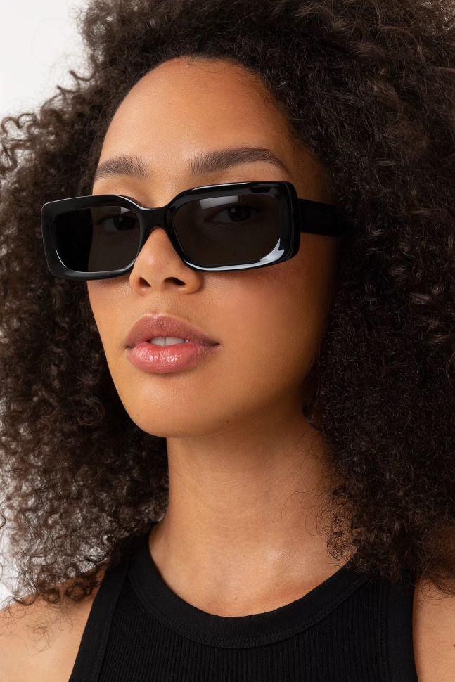 Axel Arigato Arena Rektangulære Solbriller Sort