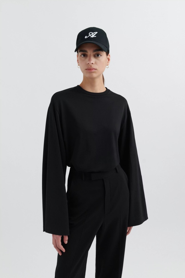 Lokal Langærmet T-shirt Sort Axel Arigato