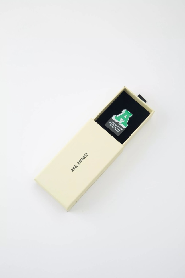 London En Pin Lysegrøn Axel Arigato